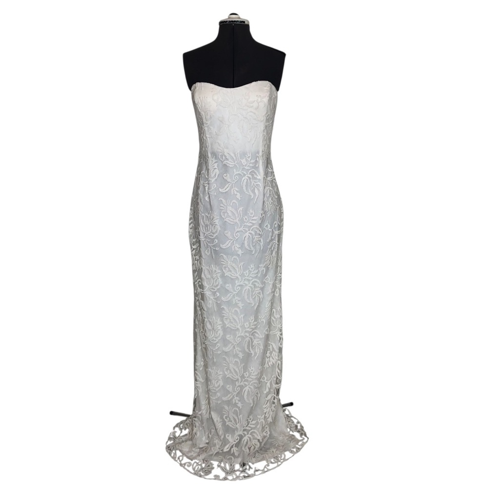 Adrianna Papell Off white Lace Lined Sweetheart Neckline Full Length Dress 10